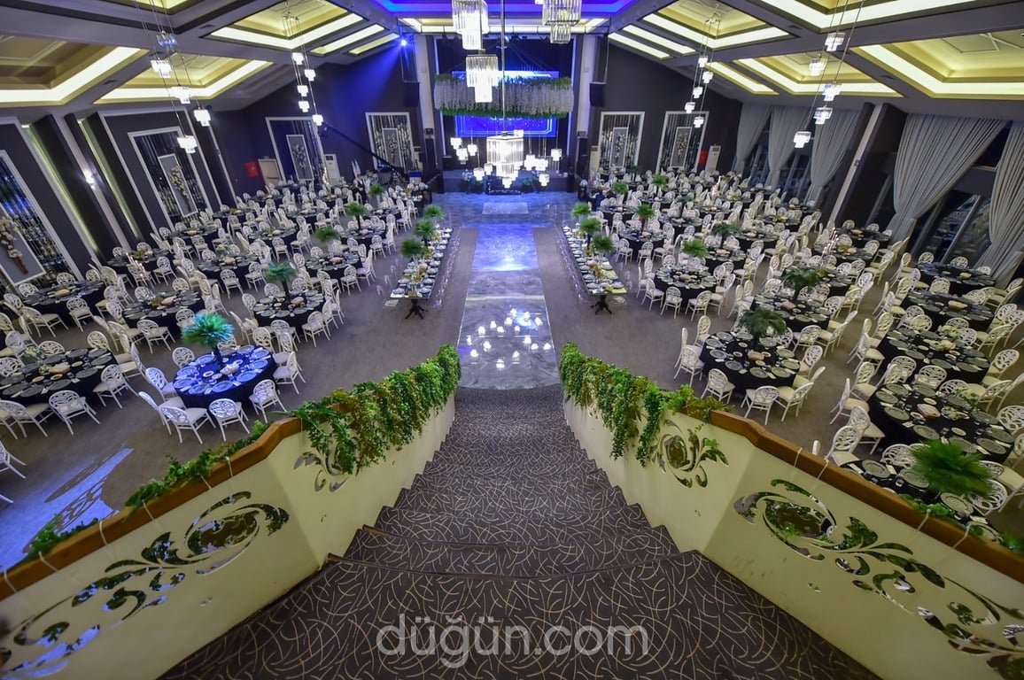 Grand Mavi Düğün Davet